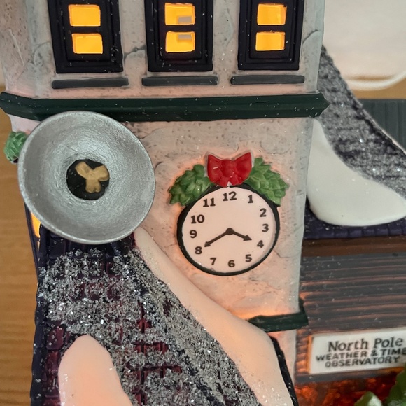 Department 56 Weather & Time Observatory Christmas Village North Pole Series - Picture 9 of 15